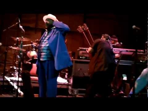 Kidd Funkadelic's magic fingers!