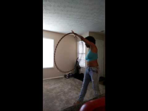 Mos Def (Yasiin Bey) - Auditorium Ft. Slick Rick- Hula Hoop Dance