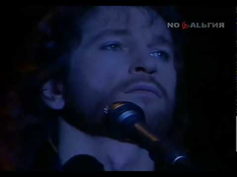 Возможно ли дружба между тальковым и цоем. Памяти цоя тальков. Тальков love you. Цой и тальков. Цой и тальков.