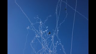 תיעוד מטורף! מעל 200 טילים על צפת | חרבות ברזל 2024