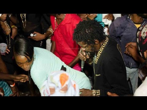 Gully Bop aka Country Man Performing FreeStyle Live