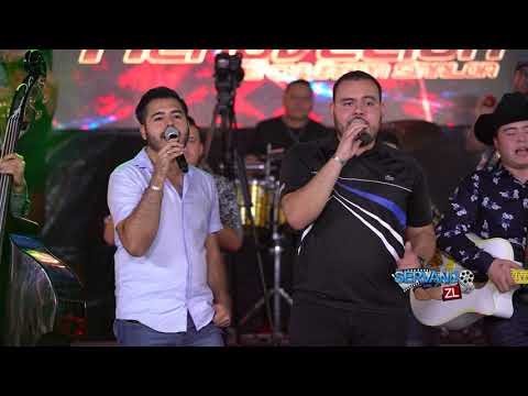 Diego De La Rosca Ft. Banda Renovacion - El Ch4pi!o Flores (En Vivo 2020)