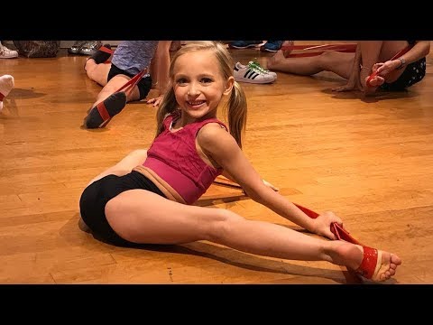 AMAZING FLEXIBLE GIRL Lilliana Ketchman | BABY & SPORT