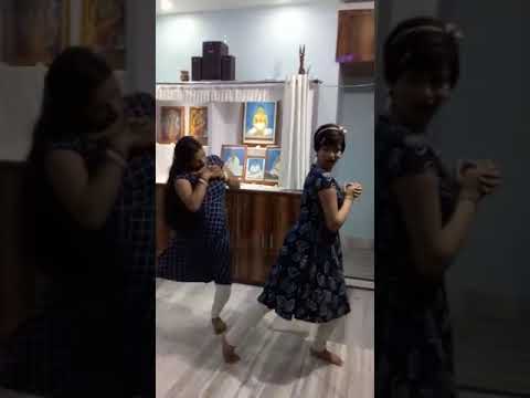 Dewani Mastani.... Dance cover by Mom and Daughter..... Monidipa Khan Dey and Monali Dey.