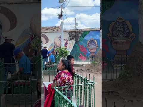 DESDE EL PARQUE DE CHICHICASTENANGO