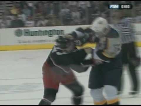 Scott Hartnell vs Dan Fritsche Jan 13, 2007