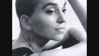 I&#39;m No Heroine (lyrics) - Ani DiFranco(Living in Clip)