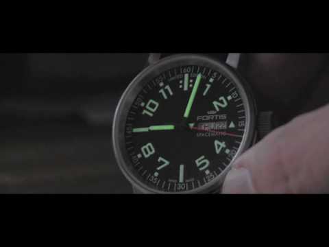 Fortis Spacematic Super Luminova in dark