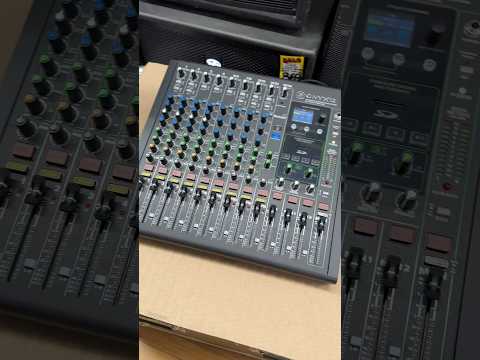 #unboxing #Mackie Onyx #audiomixer for #livesound #recording #soundengineer #proaudio #djstore