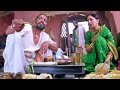 ये मिर्ची खा कम से कम मर्द तो बन जायेगा 