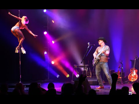 Scuzz Twittly - "Party Like Charlie Sheen"  - LIVE in Mesquite, NV