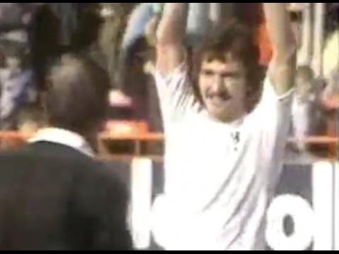 Luton Town v Middlesbrough 1973-74 MILLS GOAL