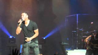 Brian Mcknight &quot;let me love you&quot; Casino de Paris 03 12 2010