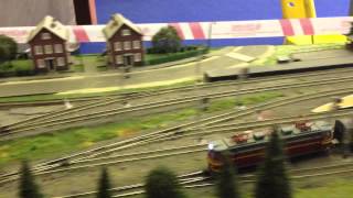 preview picture of video '(с)ERWman 2013-08-24 Karacharovo TT-scale layout 127'