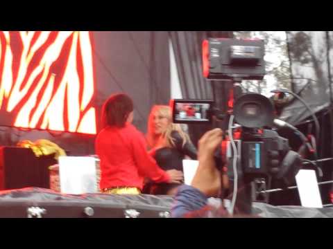 Vive Latino 2014  La Tesorito y Silverio