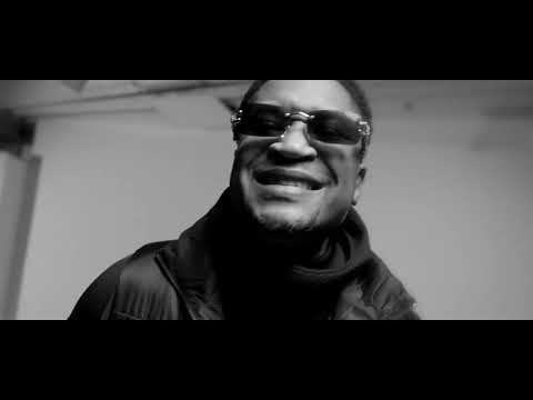 Flowidus x Frisco - Outlaw [Official Music Video]