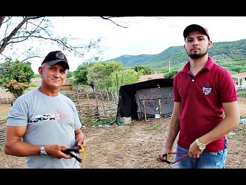 Conheça os dois melhores atiradores de baladeira de Mauriti-CE , esporte que ‘virou febre’ na cidade