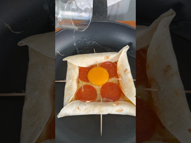 Vídeo relacionado con Nutrichef mini horno para pizza, Tamaño personal de 30 cm, 1500V, Eléctrico, Antiadherente, Ahorra espacio, Ideal también para tostadas, quesadillas, tortillas y más
