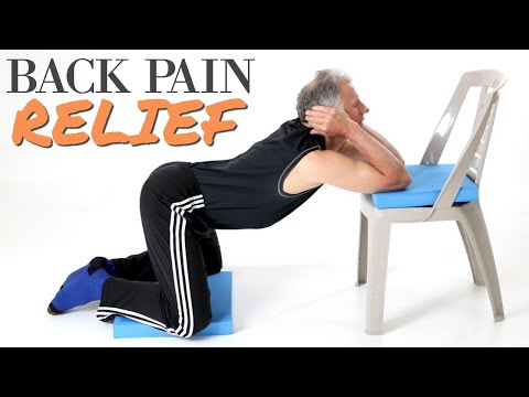 Esercizi di stretching per alleviare il mal di schiena. Routine in tempo reale di 5 minuti