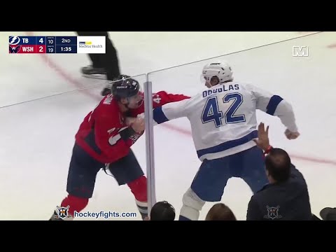 Curtis Douglas vs Tom Wilson Nov 22, 2025