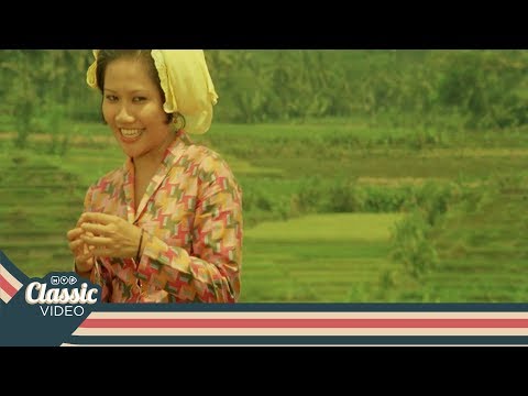 Ateng Adu Rayu Dengan Vivi | Ateng Minta Kawin - Part 15