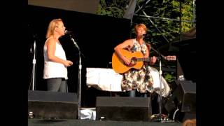 Mary Chapin Carpenter and Shawn Colvin