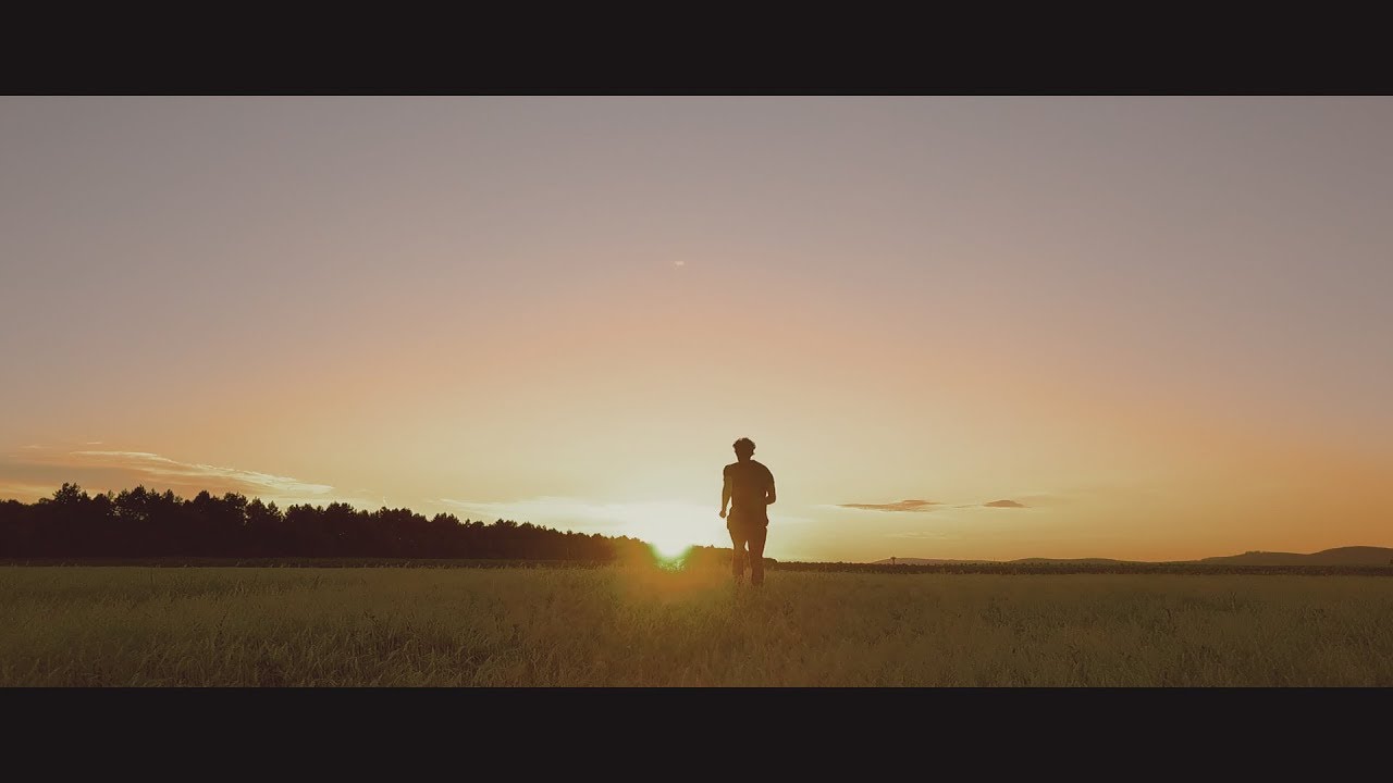 Bagossy Brothers Company - Valahol itt (Official Video)