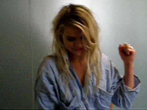 Daisy Dares You talks about her most embarrassing onstage moments!