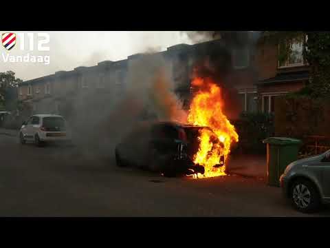 Weer autobrand Beneluxlaan Vlijmen