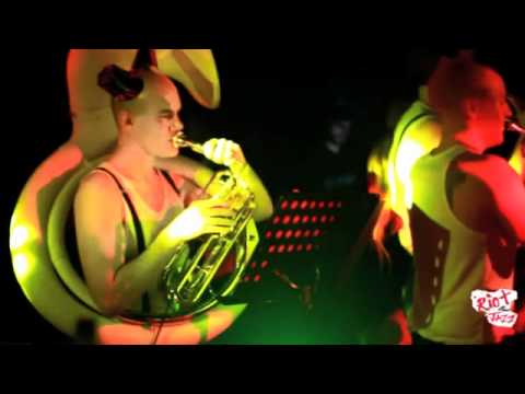 Sousamaphone! (skit)