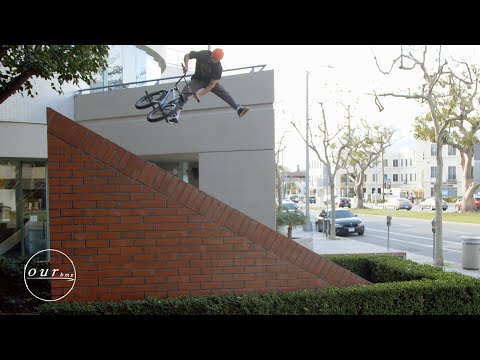 CHRISTMAS EVE IN THE STREETS WITH MIKE HODER & HOBIE DOAN