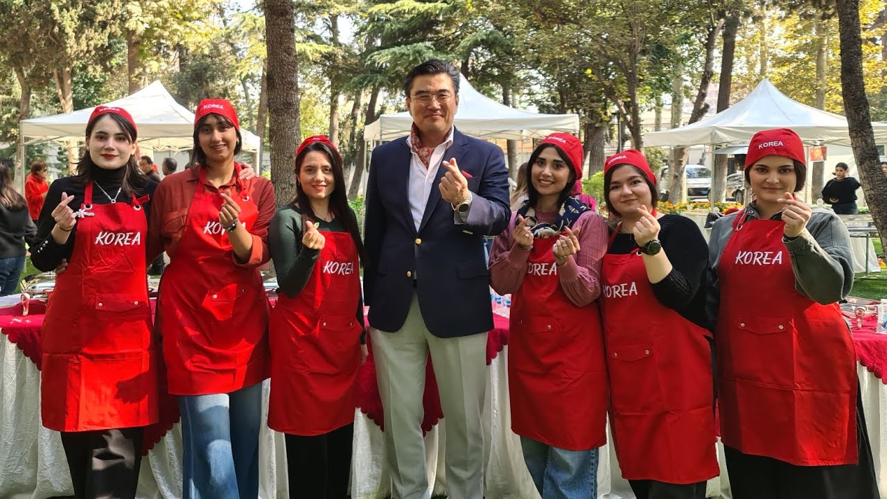 ولاگ درست کردن کیمچی منزل سفیر 🥹💖 گروه شش 👩‍❤️‍💋‍👩