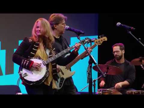 Alison Brown Band Perform Live at 2018 Summer NAMM