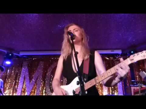 The Queens Nose video