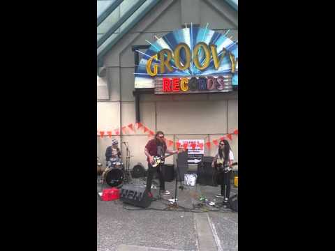 Roy Irwin and Piss Real Groovy Record Store Day April 2016