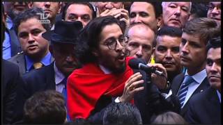 JEAN WYLLYS E O VOTO HISTÓRICO CONTRA O GOLPE: CANALHAS!
-Uma votação conduzida por um ladrão (Cunha