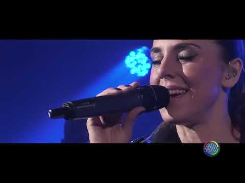 Melanie C & Emma Bunton - 2 Become 1 (Live)