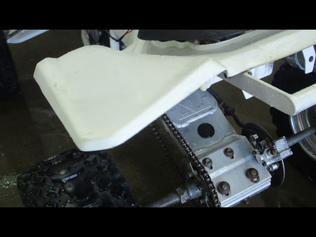 Engine Cylinder Jug 2004 Suzuki Quadsport Z400 LTZ400 2x4 1822 Parts 6