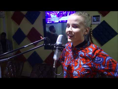 Makihiyo on MagicFM about her music and challenges until now