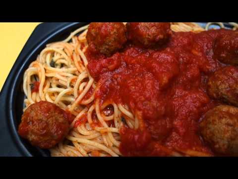 Disneyland Dining Review - Mars-inara with Meatballs and Chocolate Parfait from Pizza Port