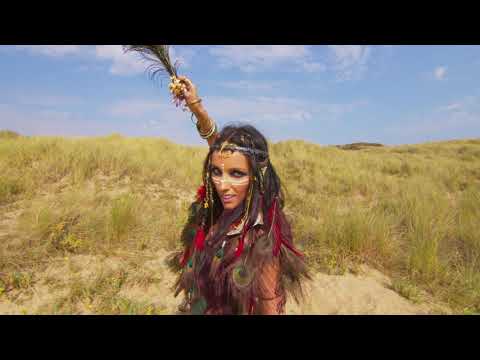 Nathassia & GAR - Rainmaker