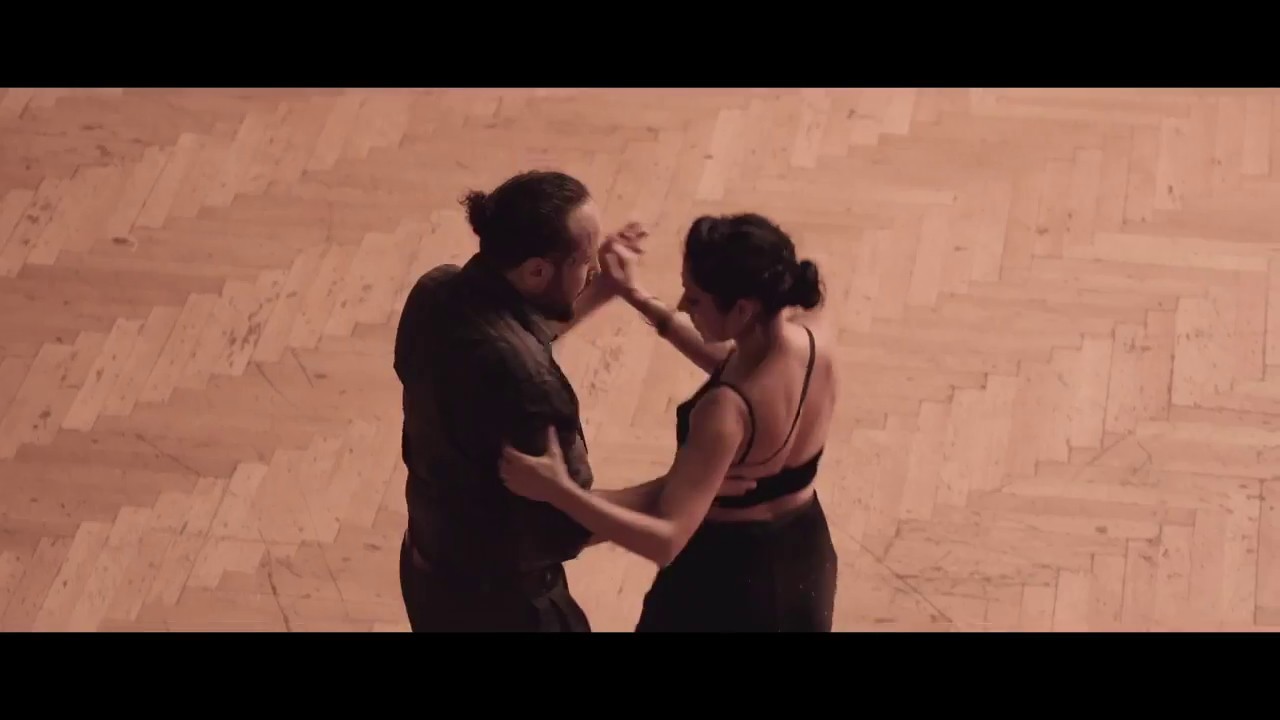 Cynthia Fattori "Bailar y Vivir " Tango