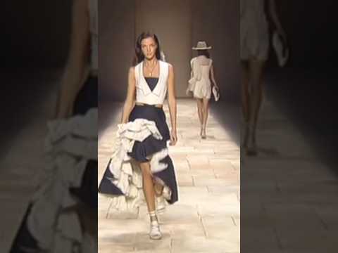 Maria Carla Boscono for Givenchy #shortvideo #models
