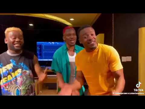 ANGALIA LIVE ALIKIBA, VANILLA ANA B2K MNYAMA WAKIIMBA WIMBO WA LALA