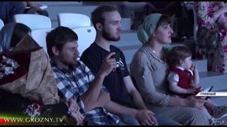 Грозненский дельфинарий принимает своих первых посетителей