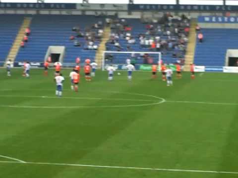 Kevin Lisbie scores Colchester vs. Hartlepool 19/9/09