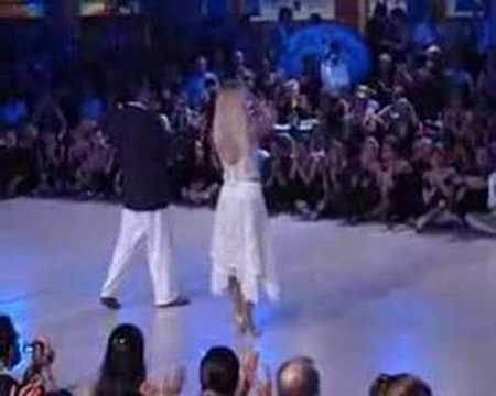  Alejandra Arruè  and  Sergio Natario  are  dancing  to  a  tango