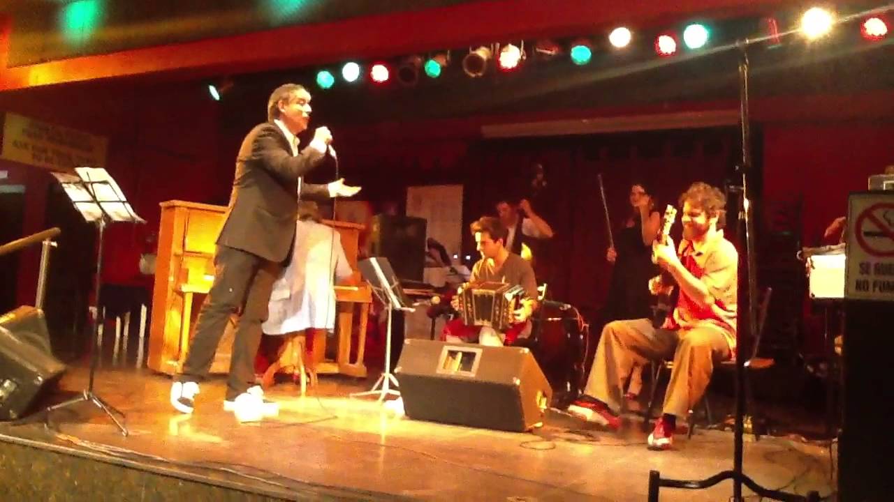 El Cachivache con Julio Balmaceda en La Viruta - Cuatro Compases