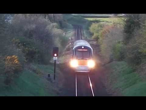 IE Class 22000 Class DMU passing Kishouge