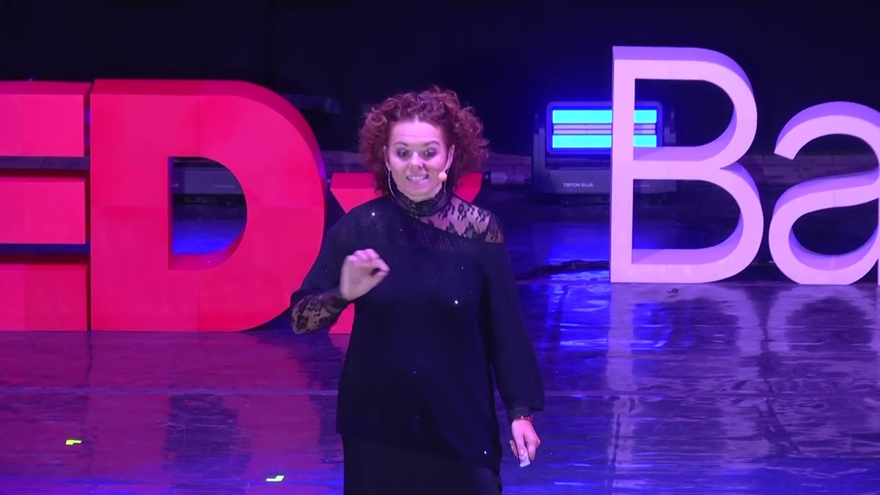 Ecocidio: la parola che può salvare il pianeta | Stefania Divertito | TEDxBarletta